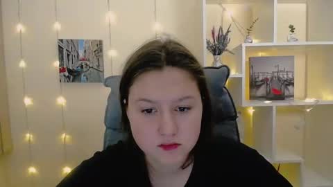 Sofi online show from February 12, 3:29 am