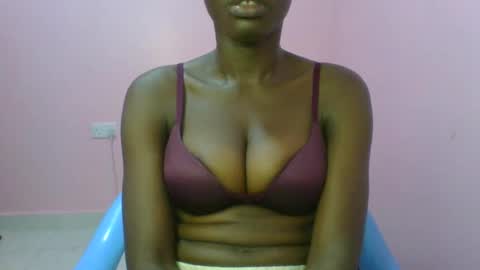 Snapshot of _sweet_gabriella chatting on February 21, 7:45 am Gabriella online show from February 21, 7:45 am