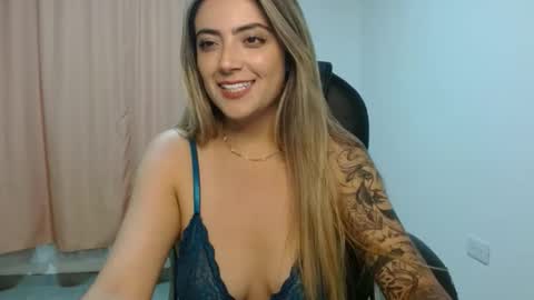 Snapshot of _sweet_rachel chatting on February 27, 12:25 am Rachel online show from February 27, 12:25 am