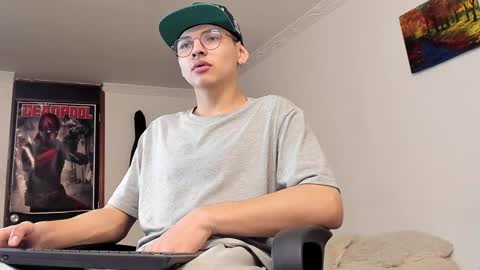 alejo online show from December 26, 2:12 am