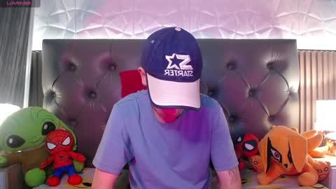 Aaron online show from January 28, 3:57 pm