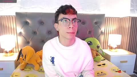 Aaron online show from January 7, 3:02 pm