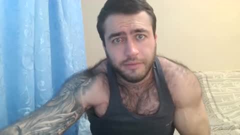 Snapshot of aaron_royal chatting on December 15, 11:01 am Davin tayl online show from December 15, 11:01 am