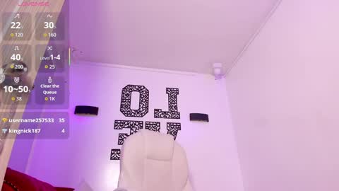 Snapshot of abby_piink chatting on September 13, 3:03 pm ABBY online show from September 13, 3:03 pm