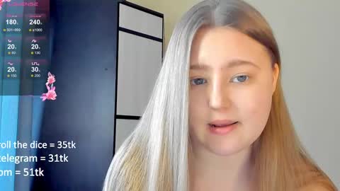 Snapshot of abbywyte chatting on February 23, 12:37 pm Abby Stream at Sat Sun Mon Fri online show from February 23, 12:37 pm