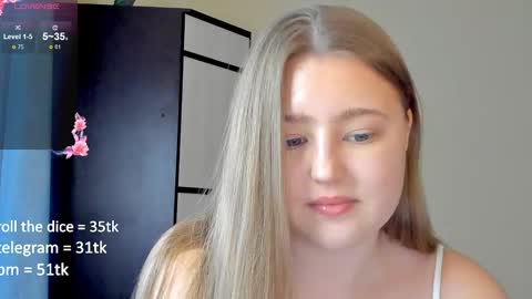 Snapshot of abbywyte chatting on February 24, 1:31 pm Abby Stream at Sat Sun Mon Fri online show from February 24, 1:31 pm