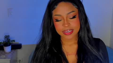 Simone    may online show from September 10, 9:21 am