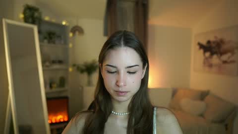 Snapshot of abella_danger_x chatting on March 5, 9:49 am abella_danger_x online show from March 5, 9:49 am