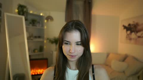 Snapshot of abella_danger_x chatting on January 21, 3:54 pm abella_danger_x online show from January 21, 3:54 pm