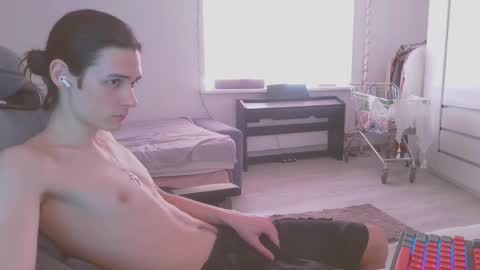 hi  cum in pvt noi extra tip online show from March 8, 1:03 pm