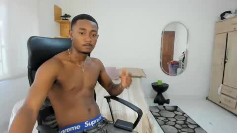 Snapshot of abony_sex69 chatting on September 13, 6:43 pm abony_sex69 online show from September 13, 6:43 pm