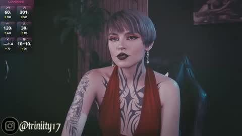 Snapshot of abril__colen chatting on February 14, 5:14 pm April online show from February 14, 5:14 pm