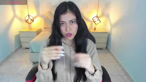 abrilcortez online show from September 9, 1:33 pm