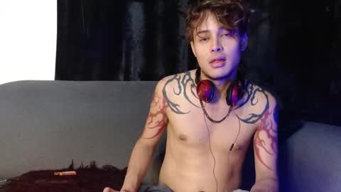 Snapshot of abyss_angel chatting on January 9, 3:26 am Abyss Angel online show from January 9, 3:26 am