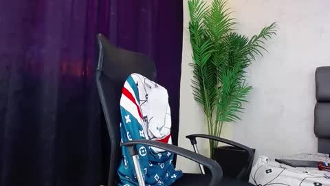 ace_owens online show from December 11, 8:07 pm