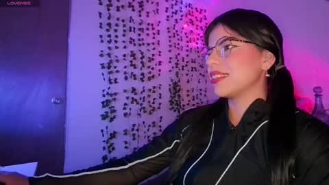 Snapshot of adararose1 chatting on February 26, 6:59 pm Adara online show from February 26, 6:59 pm