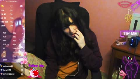 Addict Couple online show from December 4, 12:52 pm