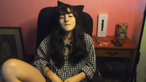 Addict Couple online show from December 8, 10:30 am