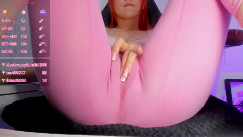 adelinaconte1 online show from February 1, 10:13 pm