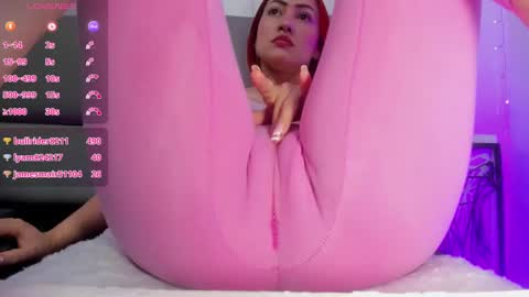 adelinaconte1 online show from January 20, 10:48 pm