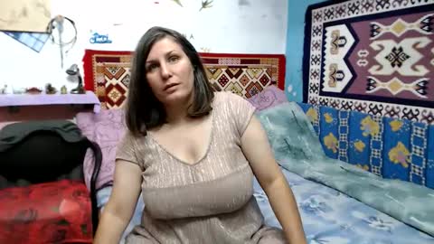 Snapshot of adelineblueeyes chatting on September 12, 5:53 am Larisa online show from September 12, 5:53 am