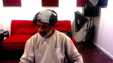 adick_ting online show from December 7, 7:21 am