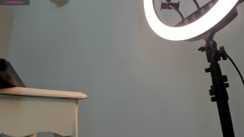 Snapshot of adonis_hot_xx chatting on March 2, 11:42 pm adonis_hot_xx online show from March 2, 11:42 pm