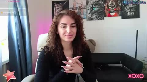 Snapshot of adrihanna chatting on February 21, 8:40 am Adriana online show from February 21, 8:40 am