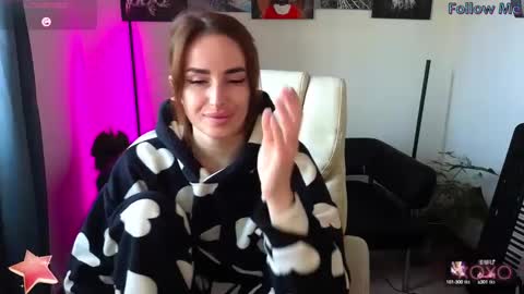 Snapshot of adrihanna chatting on March 7, 6:35 am Adriana online show from March 7, 6:35 am