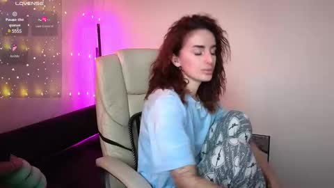 Snapshot of adrihanna chatting on January 16, 6:14 am Adriana online show from January 16, 6:14 am