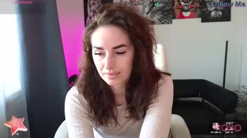 Snapshot of adrihanna chatting on February 20, 7:34 am Adriana online show from February 20, 7:34 am