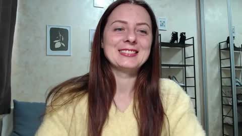 Snapshot of afi_black_coffee chatting on February 20, 10:48 am afi_black_coffee online show from February 20, 10:48 am