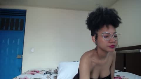 agata_2004 online show from September 18, 12:53 pm