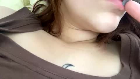 Snapshot of agness____ chatting on September 12, 9:55 am agness____ online show from September 12, 9:55 am