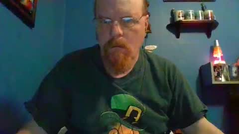 Snapshot of ahrnycumtoy chatting on March 7, 6:57 am hrnycummer online show from March 7, 6:57 am
