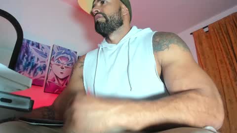 Snapshot of aidenbrites chatting on February 8, 1:54 am Aiden Brites online show from February 8, 1:54 am