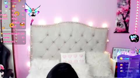 Snapshot of aileen_brown chatting on February 9, 7:59 am Aileen online show from February 9, 7:59 am