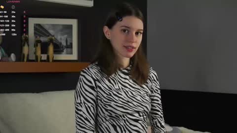 Snapshot of aislyfarran chatting on March 11, 1:05 am Aliza online show from March 11, 1:05 am
