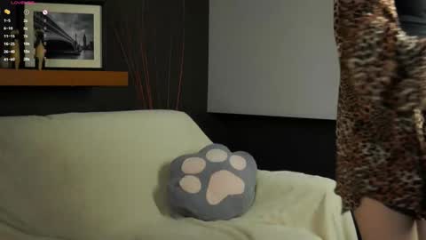 Snapshot of aislyfarran chatting on March 8, 1:06 am Aliza online show from March 8, 1:06 am