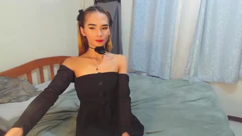 akesha121698 online show from September 19, 6:00 pm