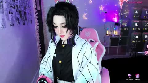 Aki online show from February 13, 9:50 pm
