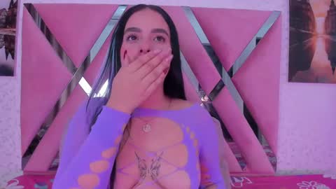Alana Flores online show from September 19, 11:25 am