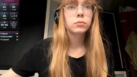 Snapshot of alanehadaller chatting on September 15, 4:19 pm Stella online show from September 15, 4:19 pm