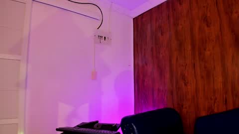 Alan online show from January 25, 3:19 am