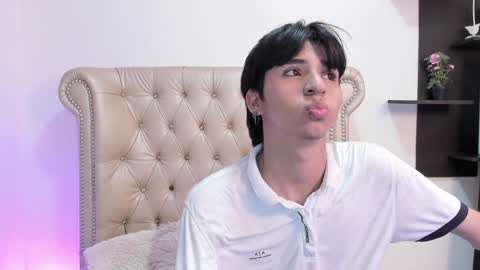 Alan online show from January 14, 7:43 pm
