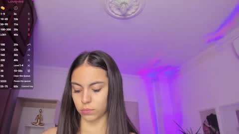 Snapshot of alejaa___ chatting on February 18, 11:22 am Alejandra online show from February 18, 11:22 am