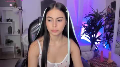 Snapshot of alejaa___ chatting on March 7, 2:23 pm Alejandra online show from March 7, 2:23 pm