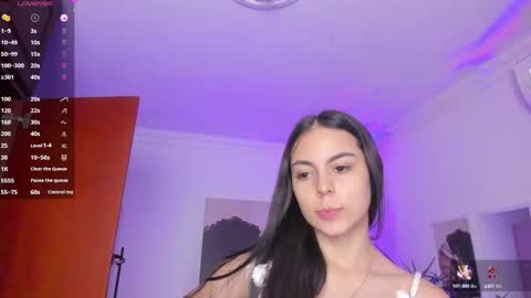 Snapshot of alejaa___ chatting on February 17, 11:13 am Alejandra online show from February 17, 11:13 am