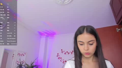 Snapshot of alejaa___ chatting on February 14, 5:25 pm Alejandra online show from February 14, 5:25 pm