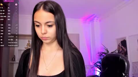 Snapshot of alejaa___ chatting on February 1, 2:24 pm Alejandra online show from February 1, 2:24 pm